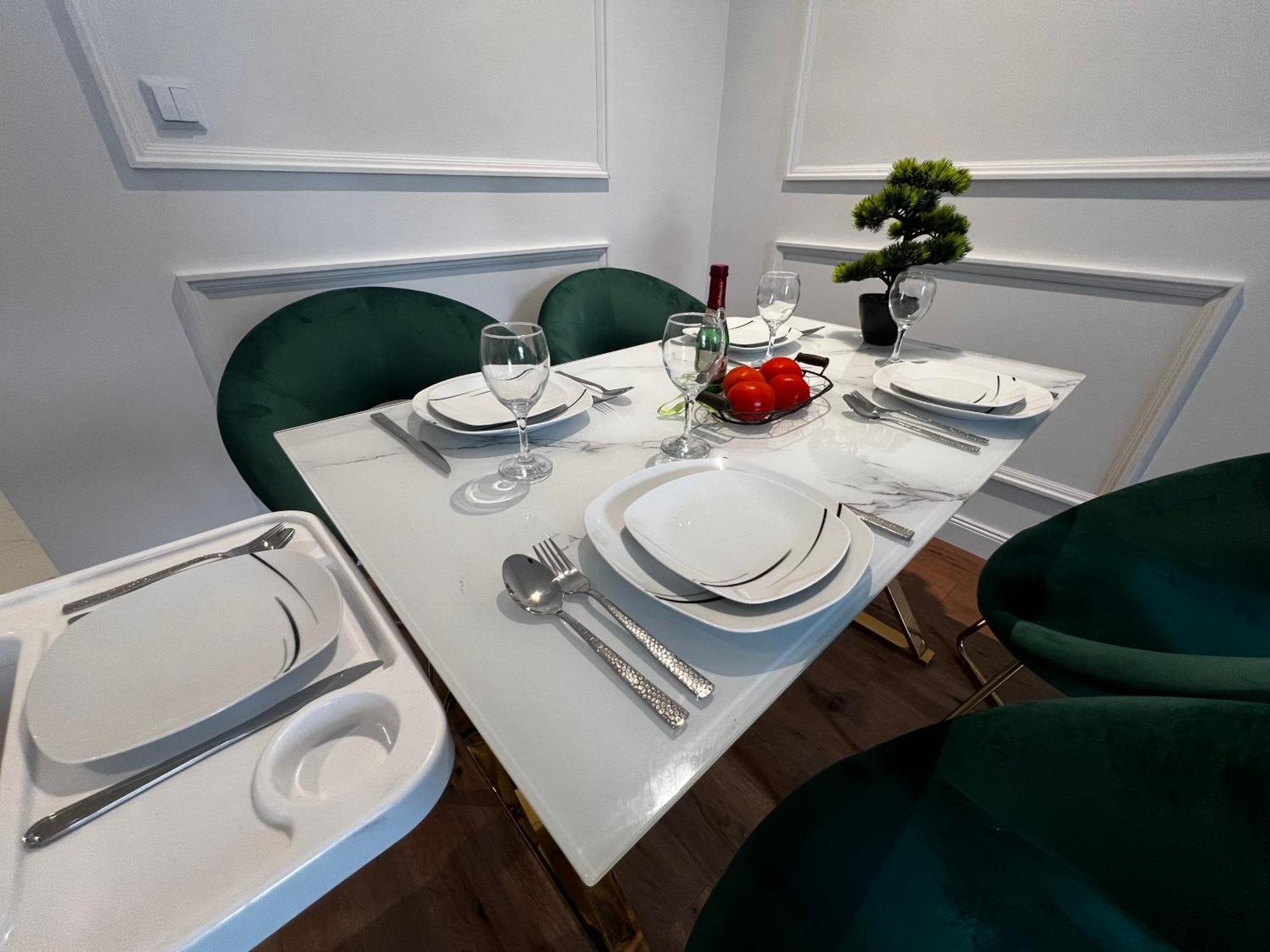 105 Quadratmeter Apartment, Parkplatz, Kinderfreundlich, 6 Personen, Wifi, Vollausgestattete Kueche, 크림미트샤우 외부 사진